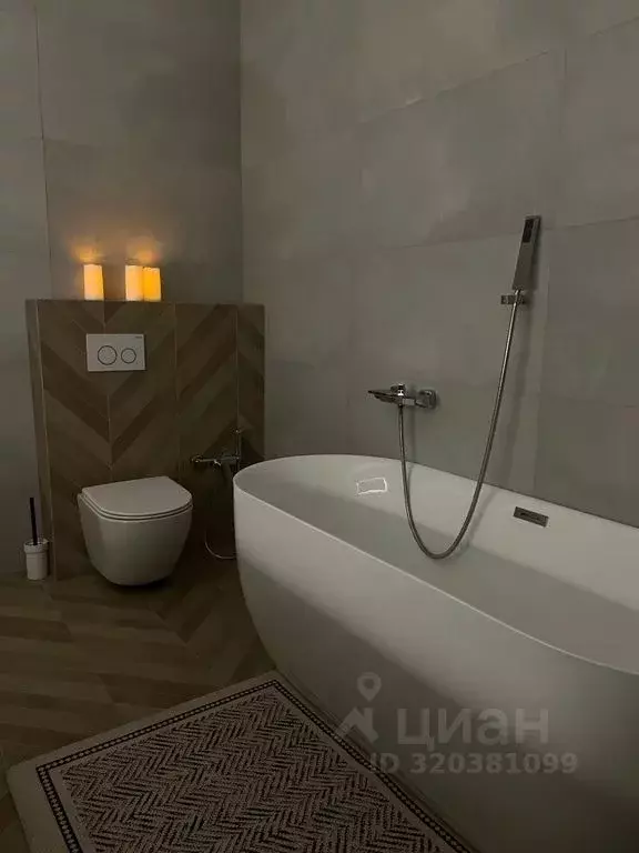 Дом в Приморский край, Владивосток Вертолетная ул., 3А (100 м) - Фото 1