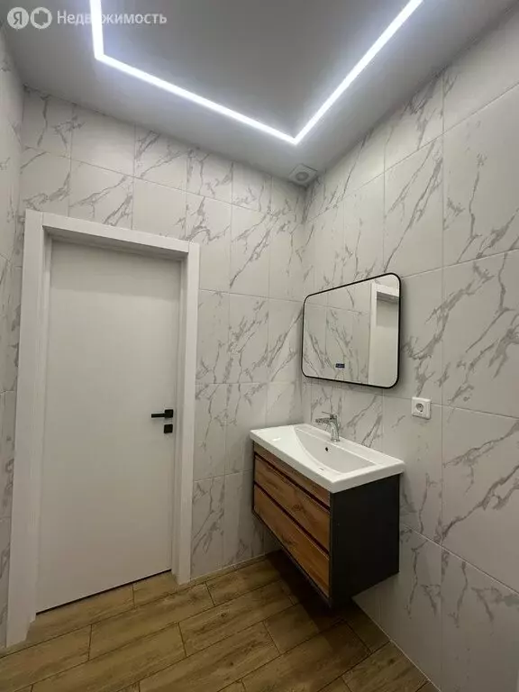 Дом в Свердловская область, Белоярский муниципальный округ, посёлок ... - Фото 2