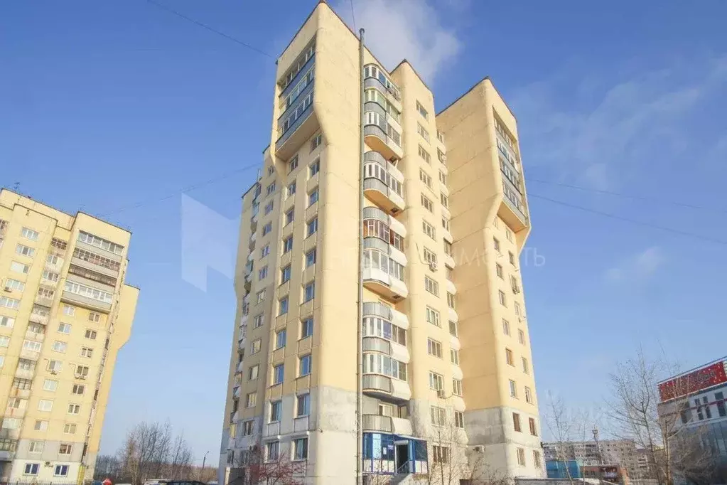 4-к кв. Тюменская область, Тюмень ул. Газовиков, 2 (125.4 м) - Фото 0