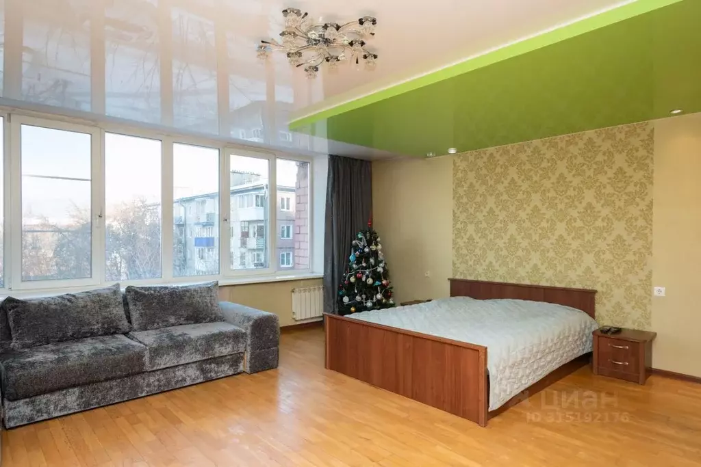 3-к кв. Иркутская область, Иркутск ул. Карла Либкнехта, 99 (112.1 м) - Фото 0