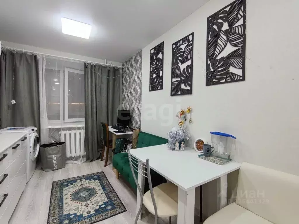 1-к кв. Тюменская область, Тобольск 6-й мкр, 2 (38.1 м) - Фото 1