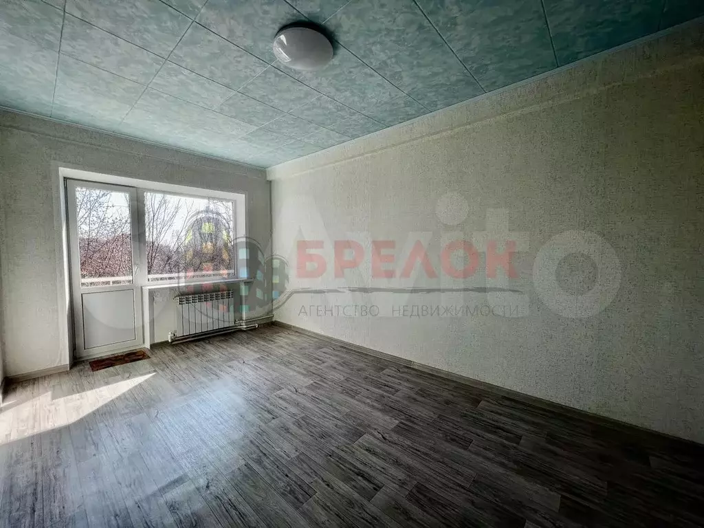 2-к. квартира, 48м, 5/5эт. - Фото 0