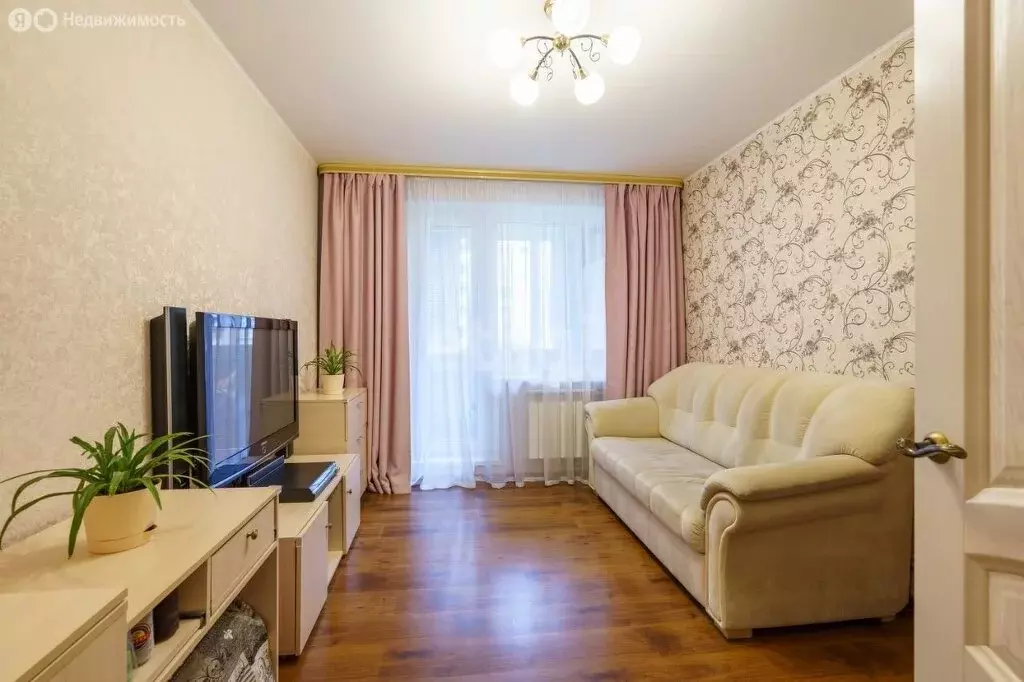 3-комнатная квартира: Санкт-Петербург, Комендантский проспект, 35к2 ... - Фото 1