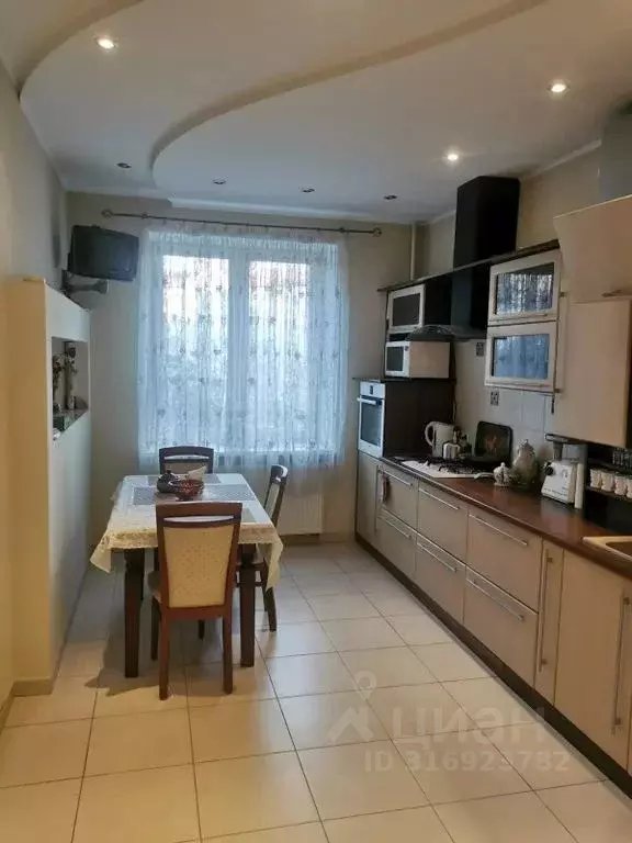 2-к кв. Калининградская область, Калининград Колхозная ул., 3-5 (80.0 ... - Фото 0