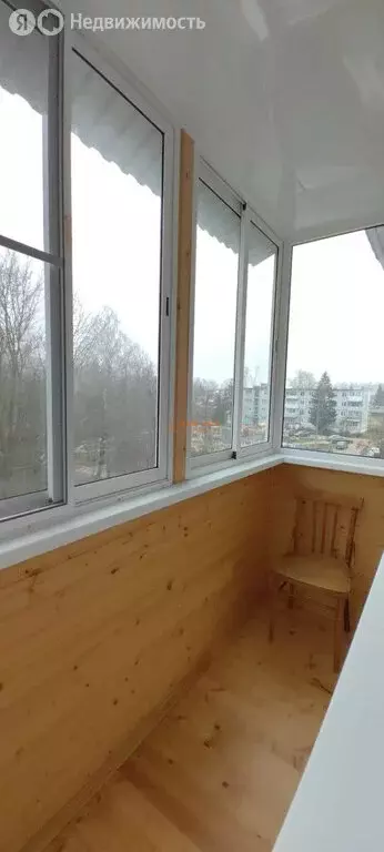 3-комнатная квартира: Октябрьский, 51 (57.6 м) - Фото 2