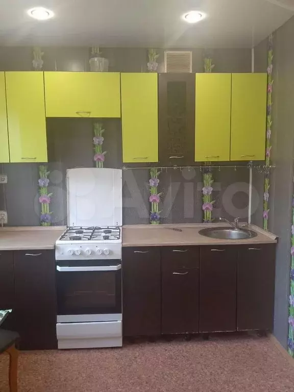 1-к. квартира, 31 м, 5/5 эт. - Фото 0