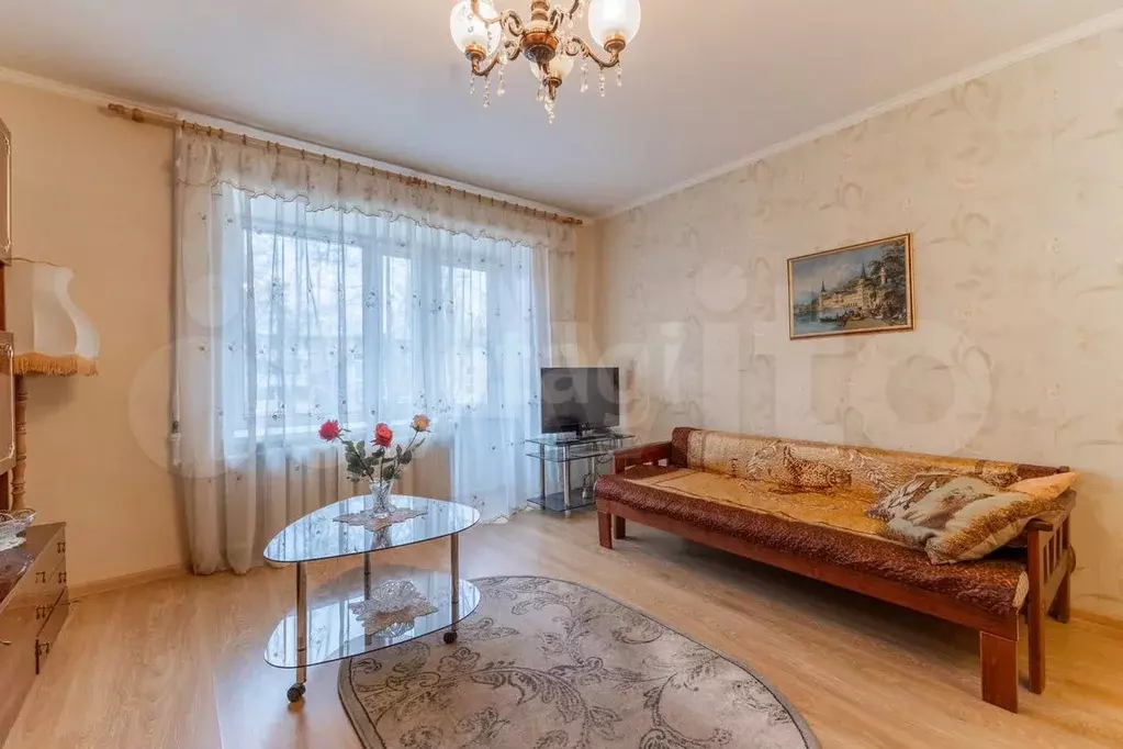 1-к. квартира, 39 м, 2/4 эт. - Фото 1
