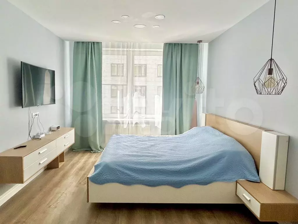 2-к. квартира, 70 м, 3/8 эт. - Фото 1