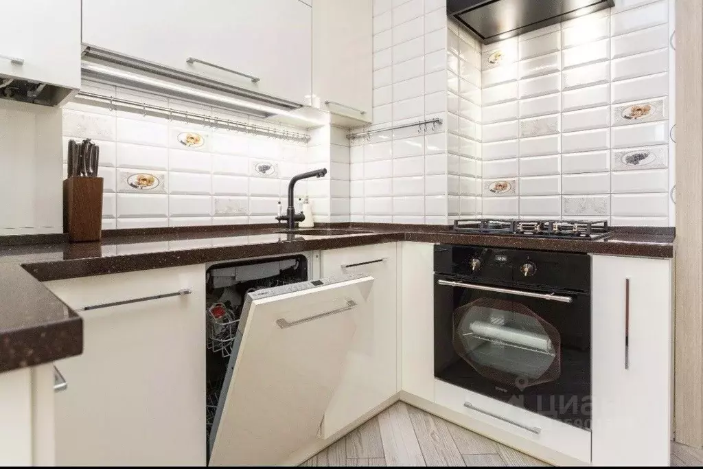 2-к кв. Калининградская область, Калининград ул. Космонавта Леонова, ... - Фото 0