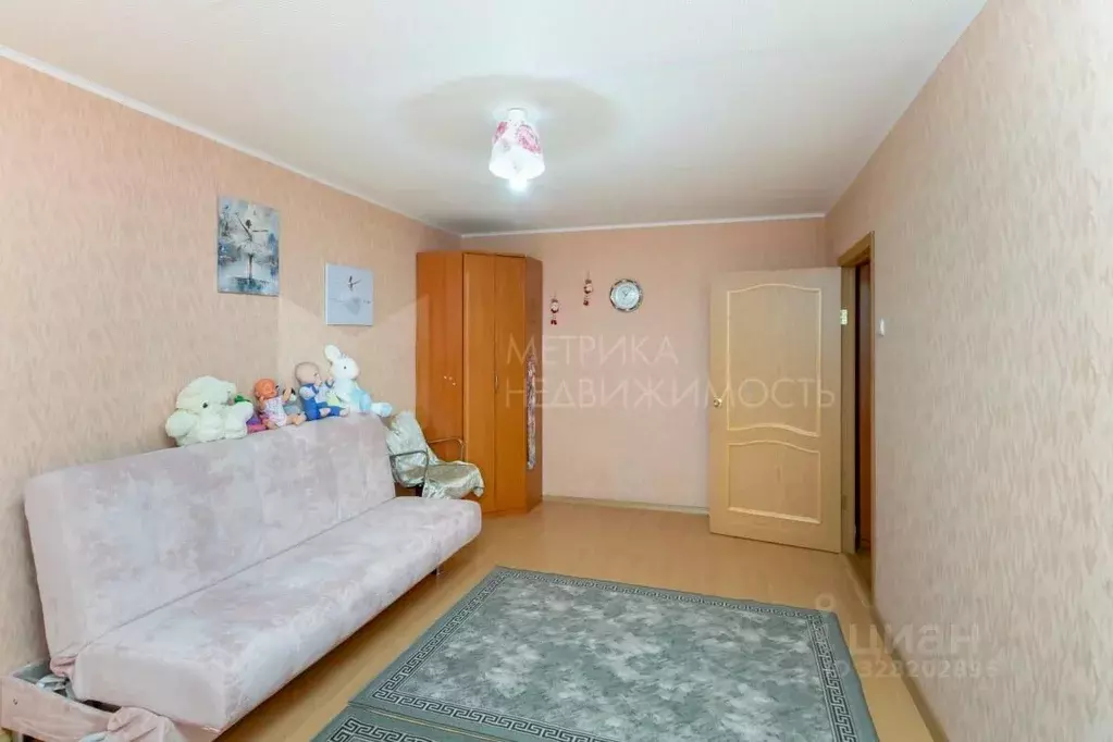 2-к кв. Тюменская область, Тюмень ул. Болотникова, 11 (52.1 м) - Фото 1