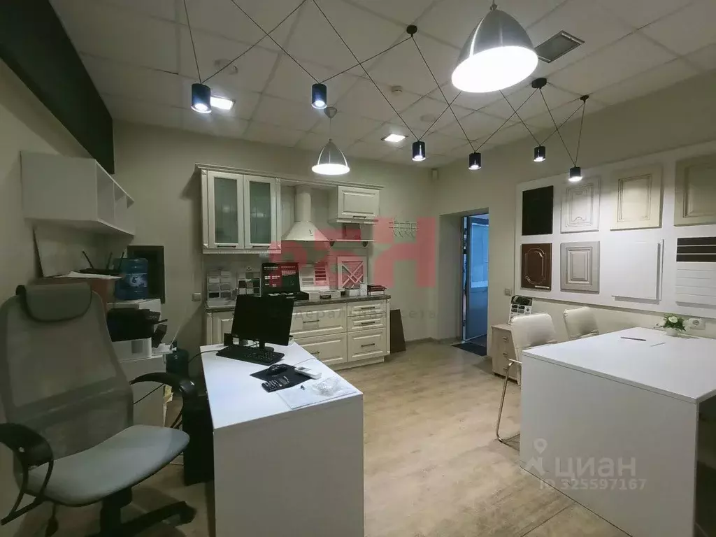 Офис в Тюменская область, Тюмень ул. Челюскинцев, 29/1 (25 м) - Фото 2