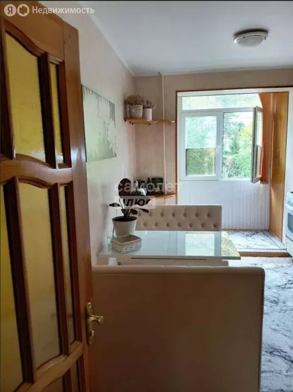 3-комнатная квартира: посёлок Тюменский, 4 (62.3 м) - Фото 2