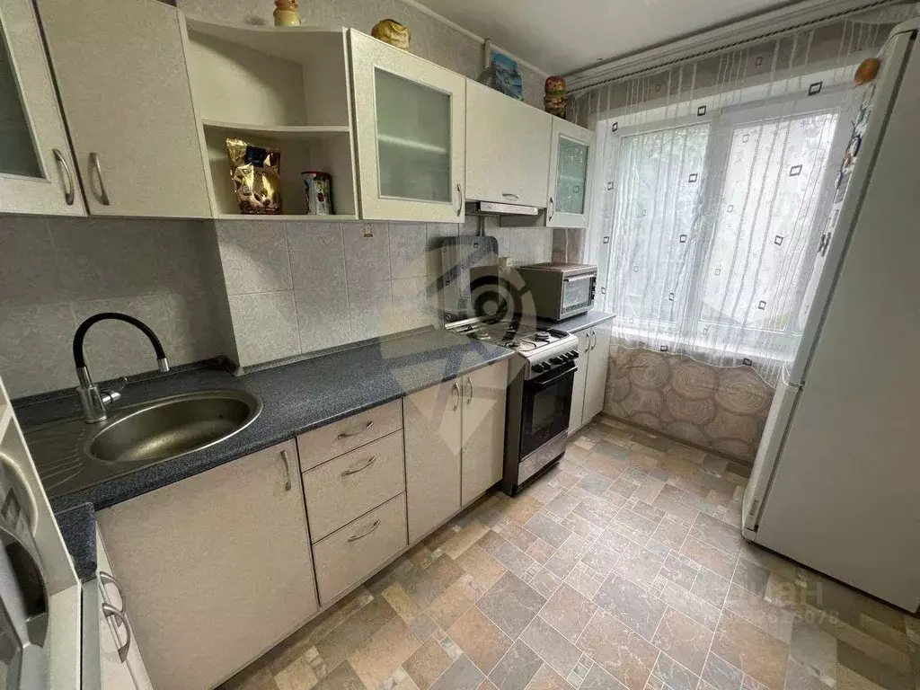 3-к кв. Белгородская область, Старый Оскол Парковый мкр, 9 (60.8 м) - Фото 0
