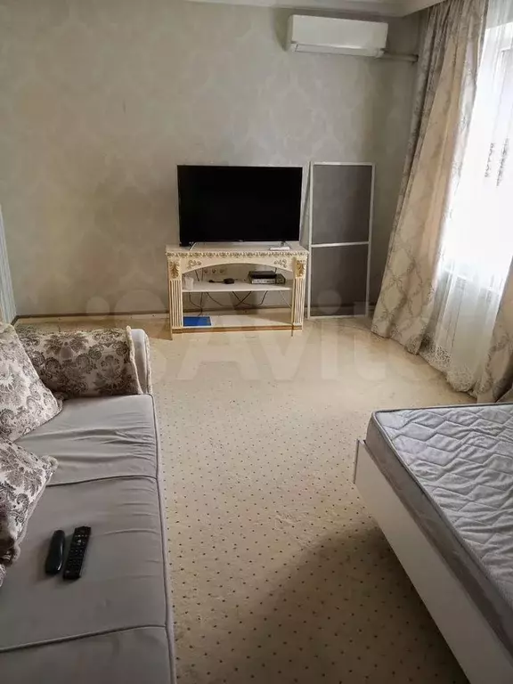 1-к. квартира, 39 м, 6/9 эт. - Фото 0