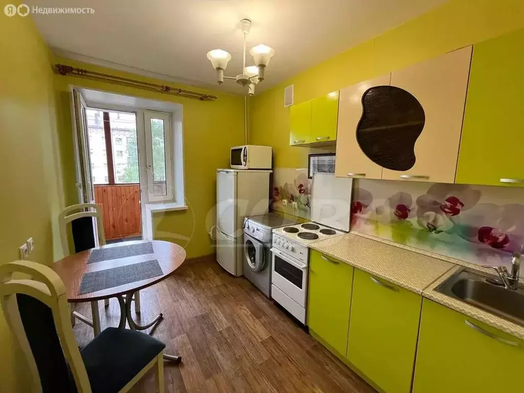 1-комнатная квартира: Тюмень, Холодильная улица, 136к1 (37.2 м) - Фото 1