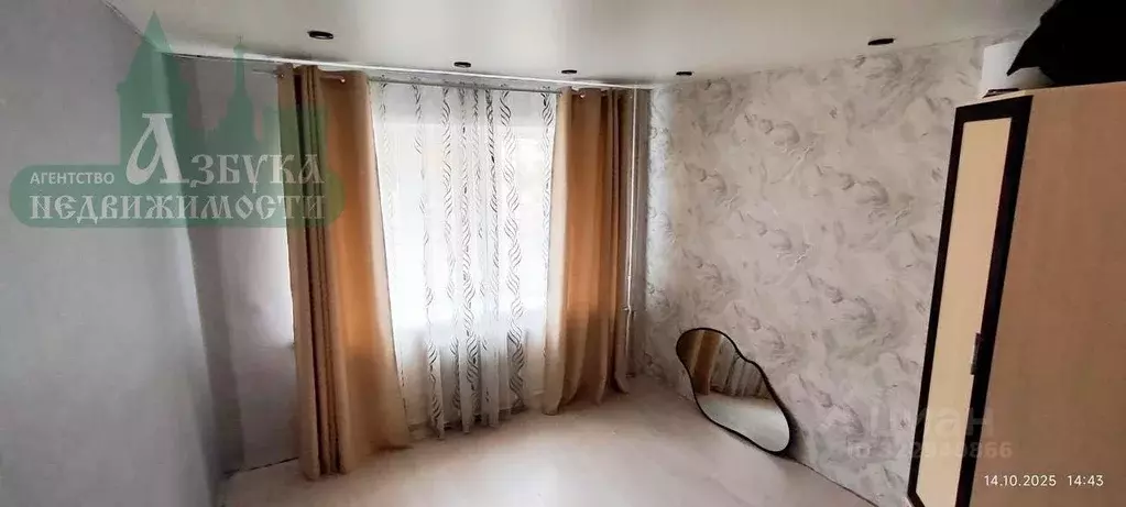 Комната Смоленская область, Смоленск ул. Ломоносова, 9 (13.2 м) - Фото 2