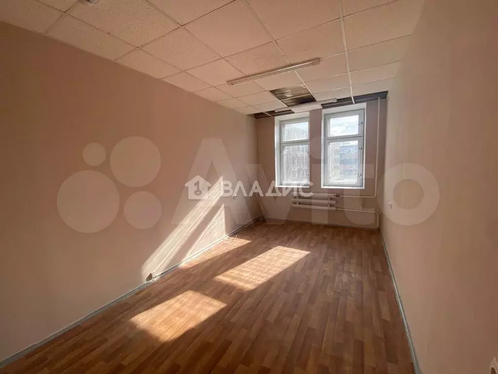 Сдам помещение свободного назначения, 15.7 м - Фото 1