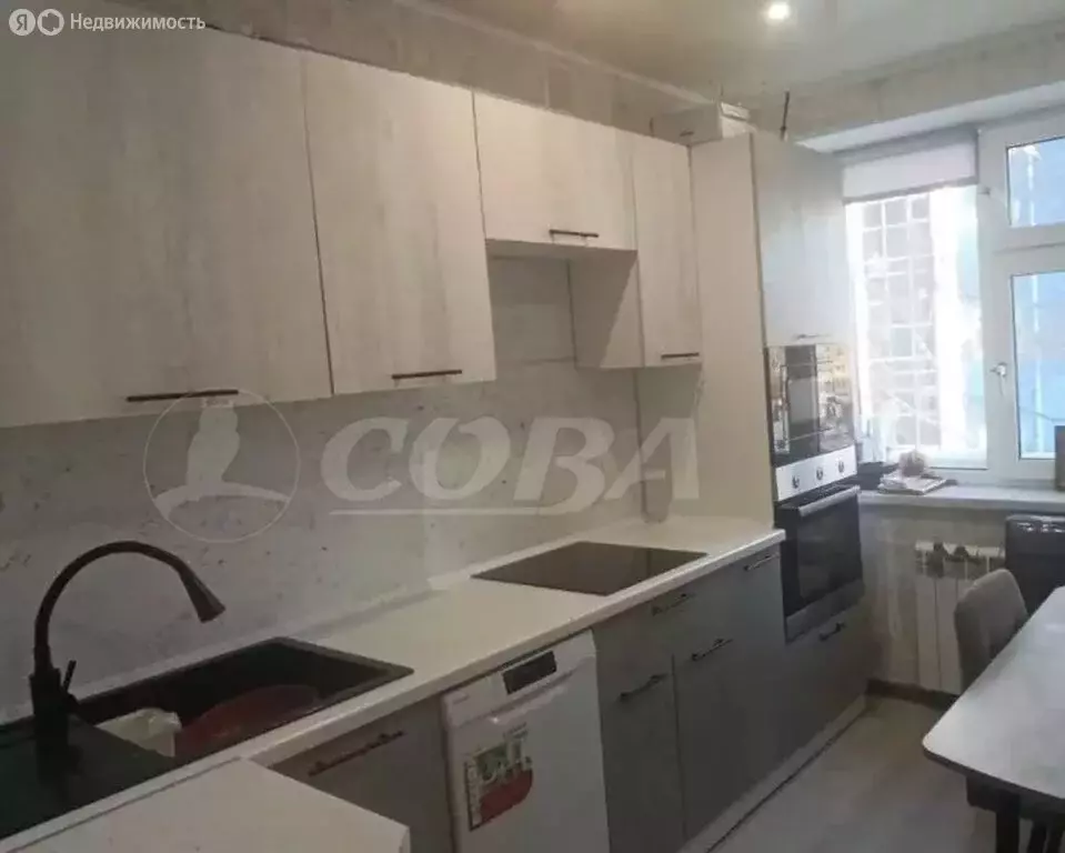 3-комнатная квартира: Тобольск, 6-й микрорайон, 37 (65 м) - Фото 2