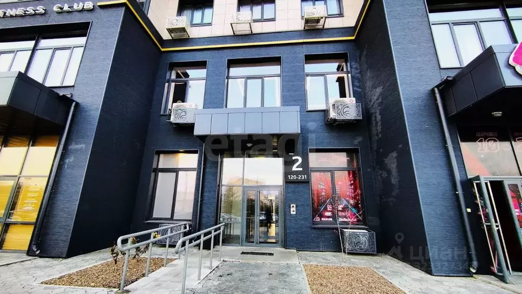 2-к кв. Хабаровский край, Хабаровск Тихоокеанская ул., 129 (68.0 м) - Фото 1