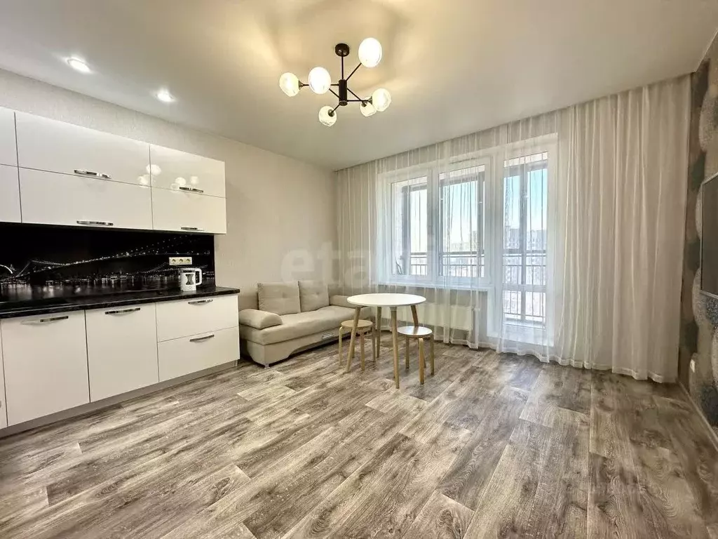 2-к кв. Татарстан, Казань ул. Родины, 26В (55.0 м) - Фото 0