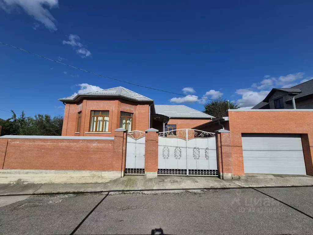 Дом в Северная Осетия, Владикавказ ул. Сталинградская, 22А (150 м) - Фото 1