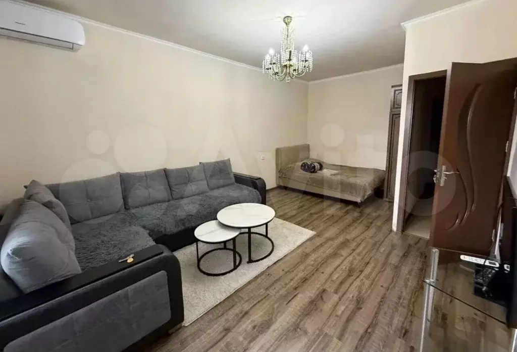 1-к. квартира, 32 м, 6/9 эт. - Фото 0