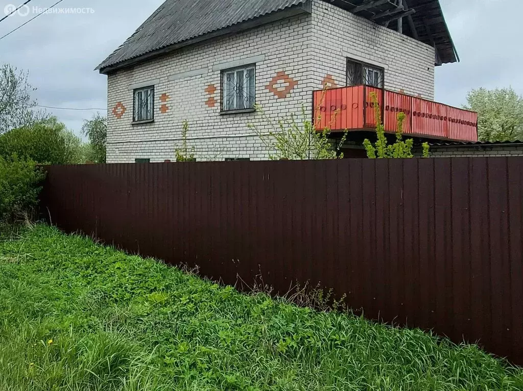 Дом в Псковский район, Писковичская волость, деревня Лухново, 4 (200 ... - Фото 0