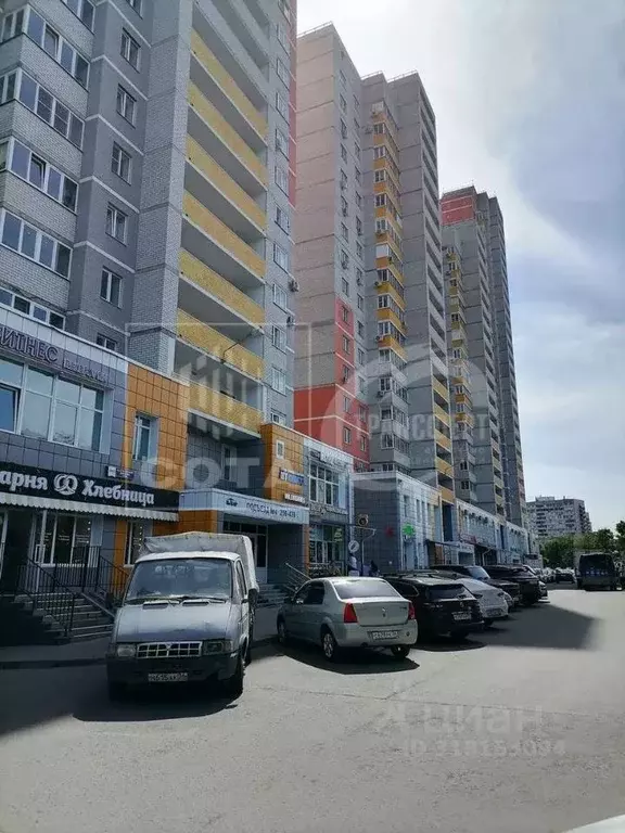 3-к кв. Воронежская область, Воронеж ул. 45-й Стрелковой Дивизии, ... - Фото 0