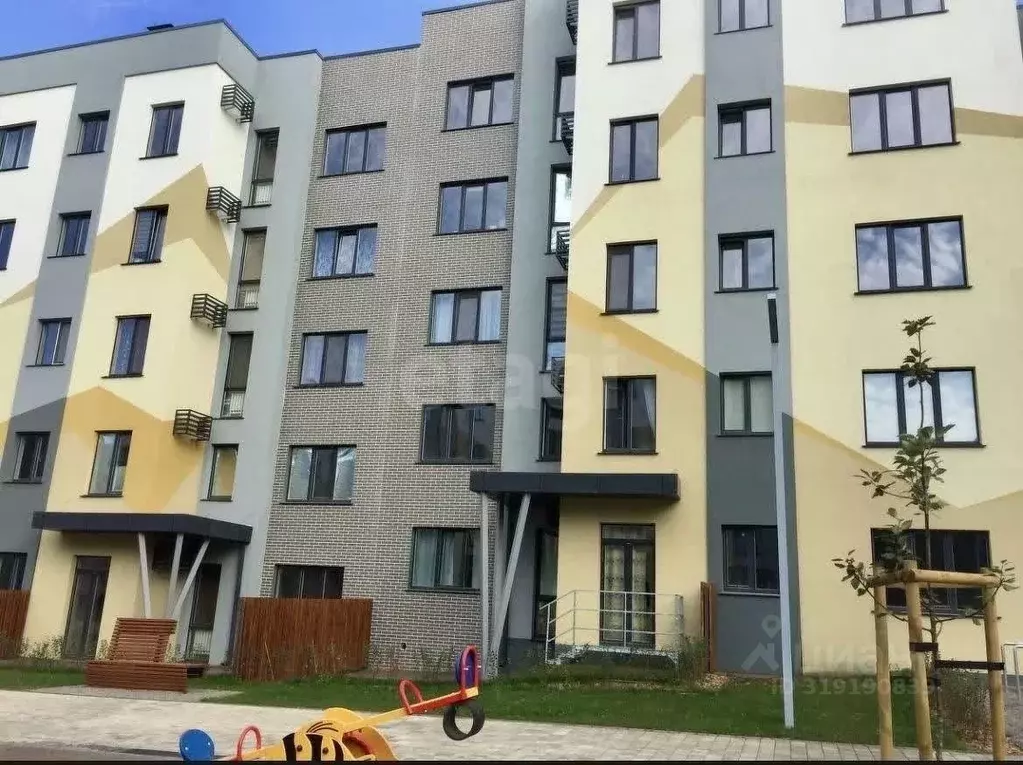 Студия Белгородская область, Белгород ул. Семейная, 29 (28.1 м) - Фото 1