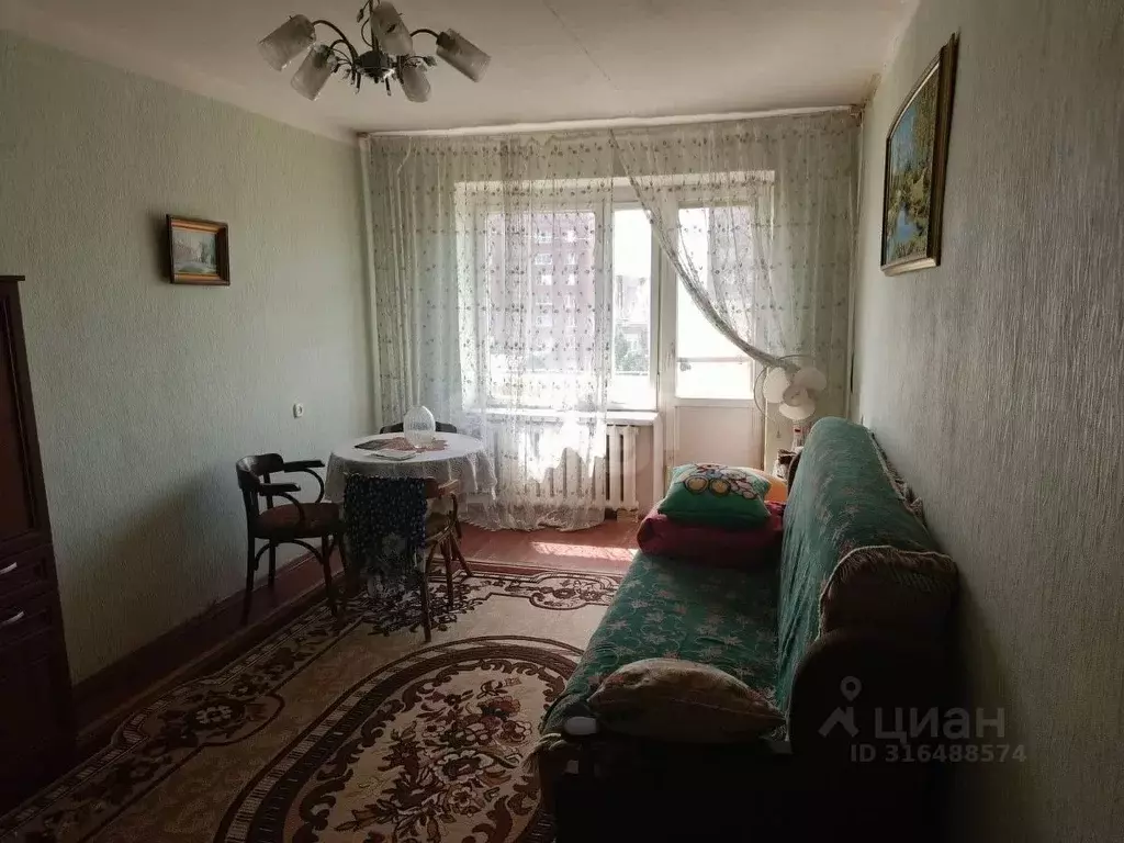2-к кв. Калужская область, Малоярославец ул. Ленина, 4 (44.0 м) - Фото 0