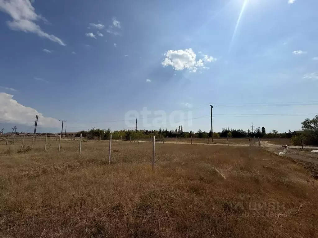 Участок в Крым, Саки ул. Нури Халилова (6.0 сот.) - Фото 1