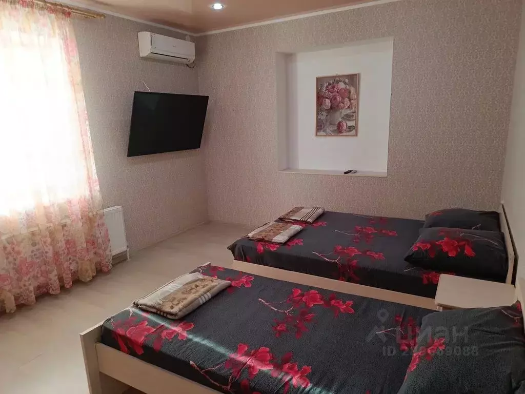 Дом в Краснодарский край, Темрюкский район, Голубицкое с/пос, ... - Фото 2