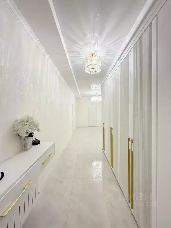 3-к кв. Кабардино-Балкария, Нальчик ул. Героя России Т.М. Тамазова ... - Фото 0
