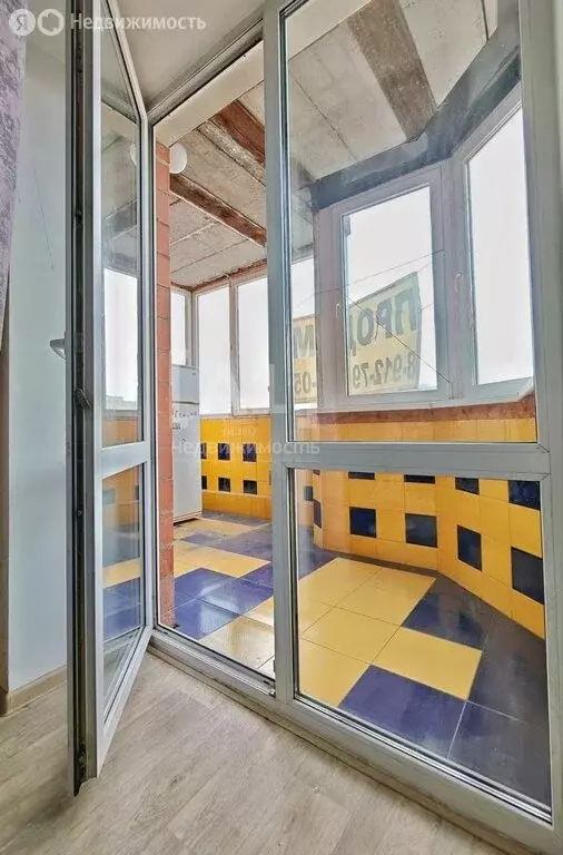 2-комнатная квартира: Челябинск, улица Маркса, 83 (54 м) - Фото 1