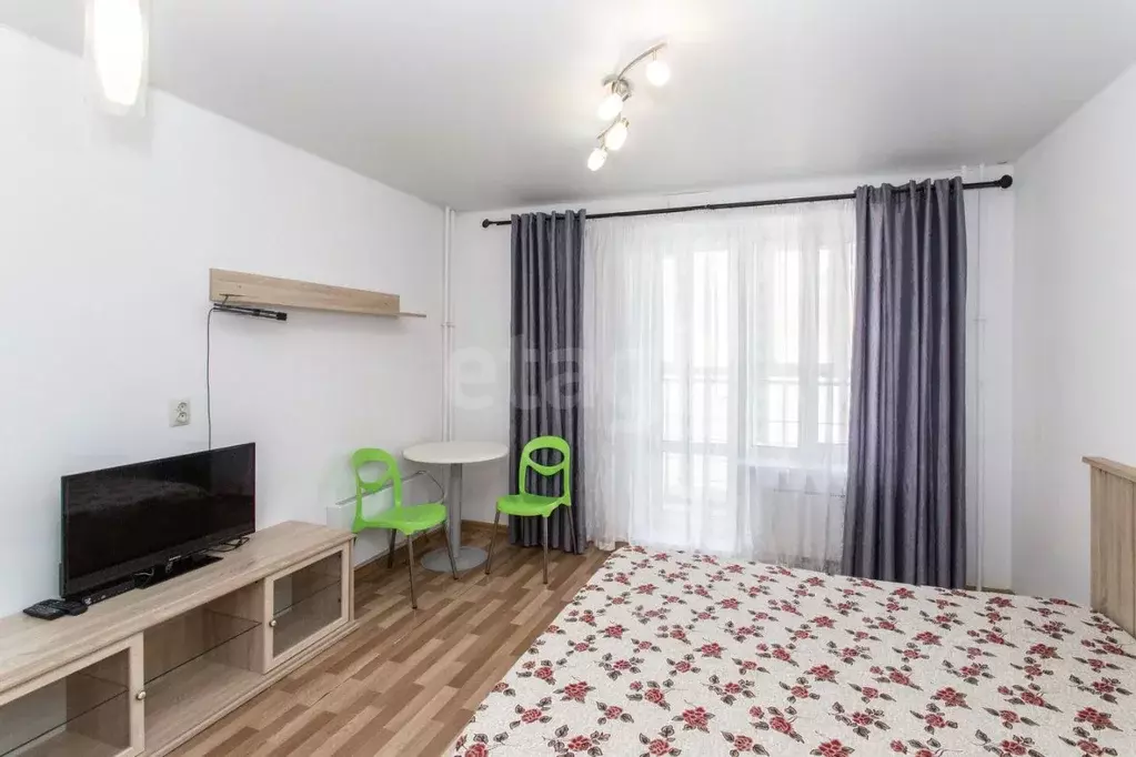 Студия Тюменская область, Тобольск 15-й мкр, 33 (26.3 м) - Фото 1