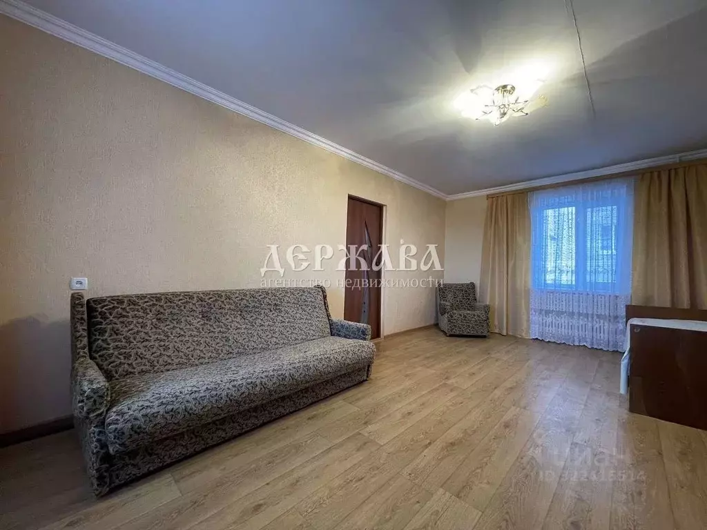 2-к кв. Белгородская область, Старый Оскол ул. Свободы, 19 (64.5 м) - Фото 2