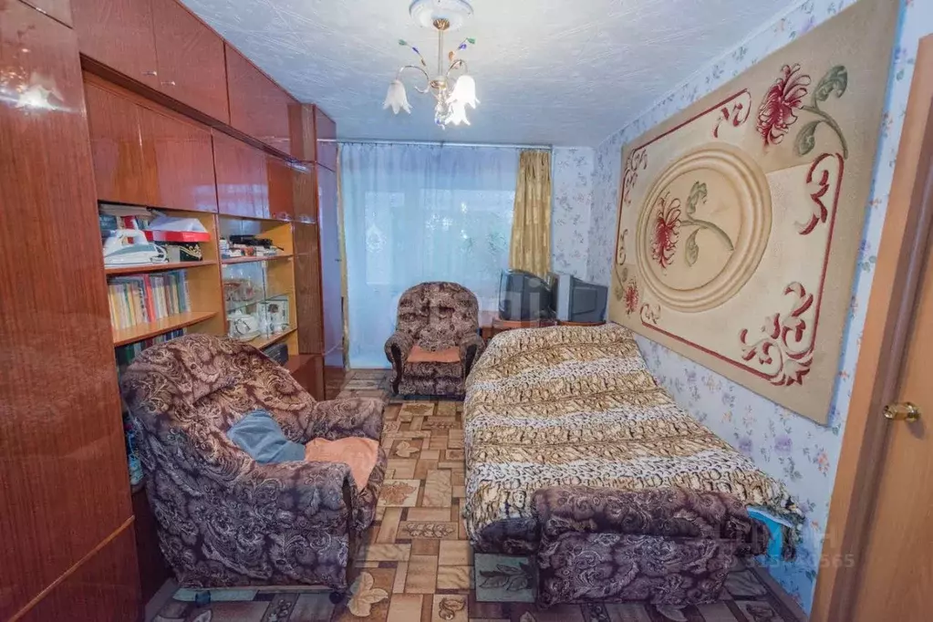 3-к кв. Свердловская область, Нижний Тагил Азовская ул., 5 (49.5 м) - Фото 0