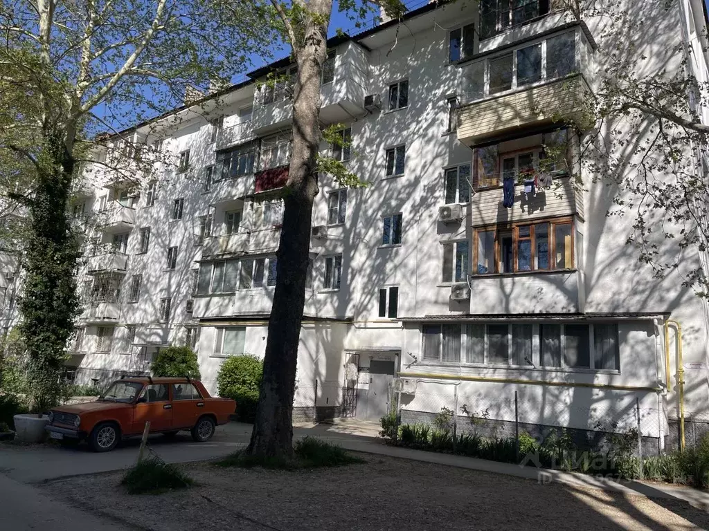 2-к кв. Севастополь ул. Хрусталева, 15А (46.0 м) - Фото 0