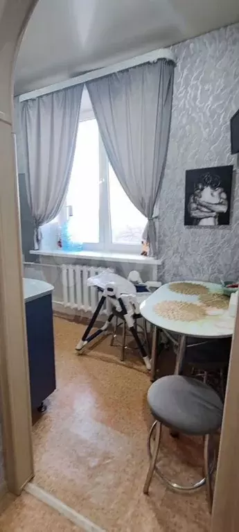 2-к. квартира, 42 м, 4/4 эт. - Фото 1