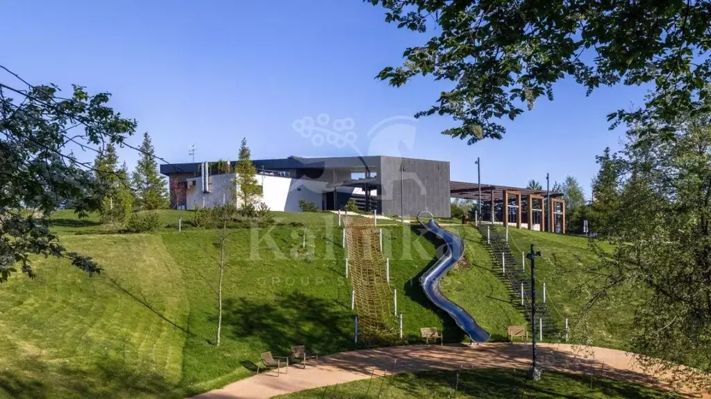 Участок в Московская область, Красногорск городской округ, д. ... - Фото 1