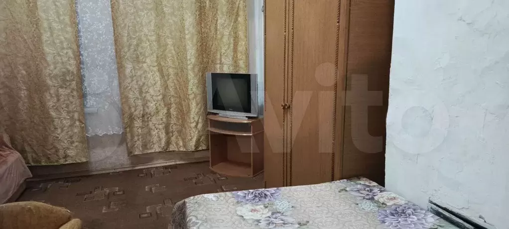 Комната 20 м в 3-к., 3/3 эт. - Фото 0