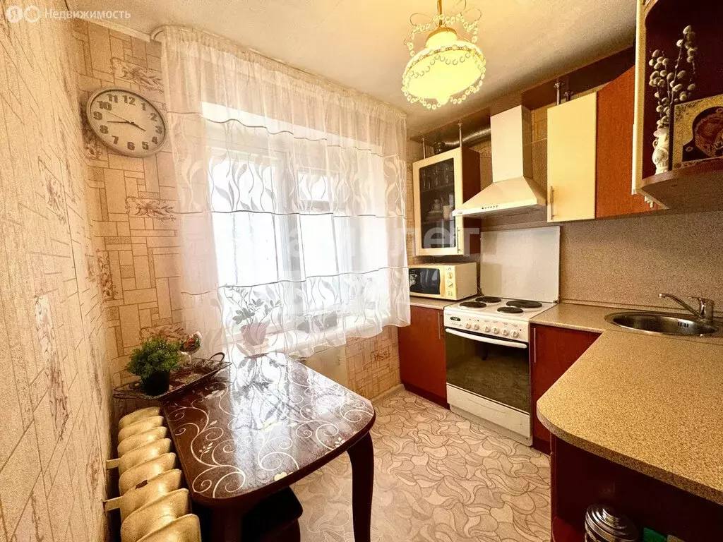 3-комнатная квартира: село Гагарино, улица Гагарина, 40А (50.8 м) - Фото 1