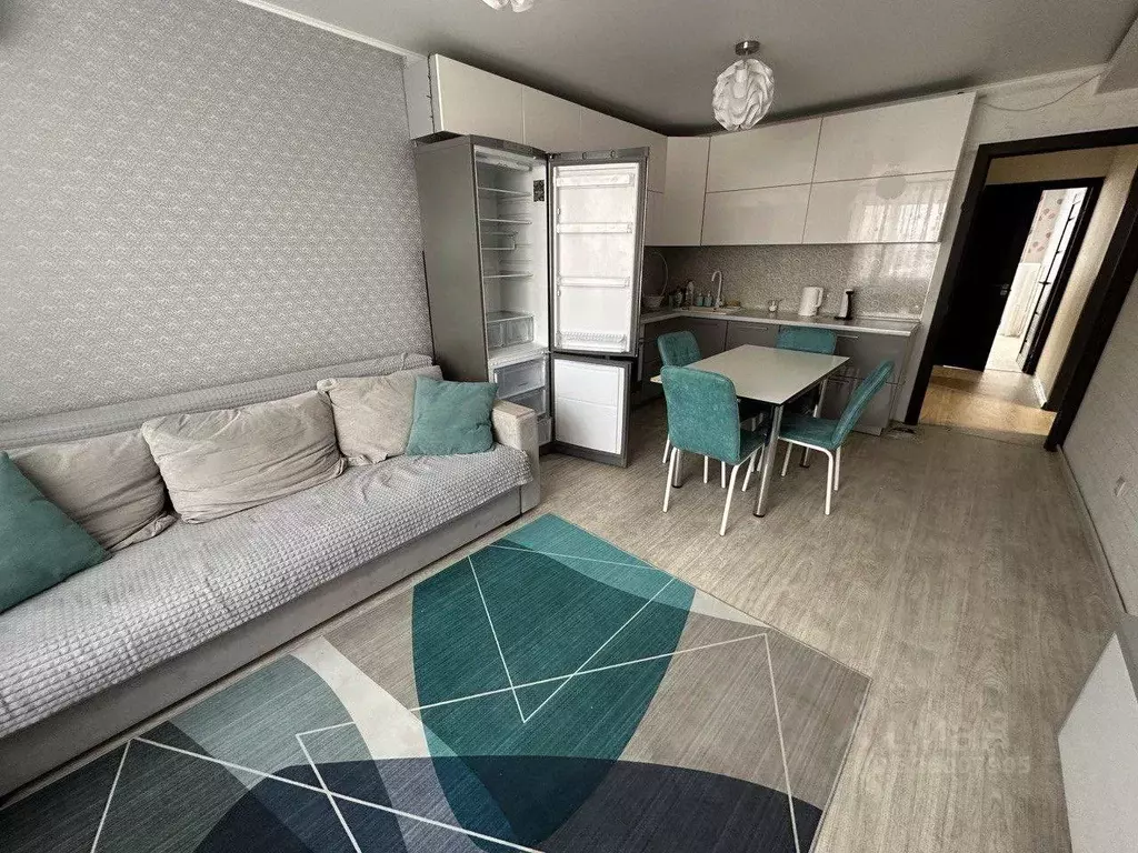 2-к кв. Тюменская область, Тюмень Кремлевская ул., 112к2 (66.3 м) - Фото 2