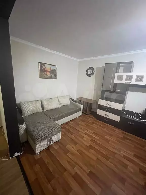 1-к. квартира, 32 м, 2/5 эт. - Фото 0