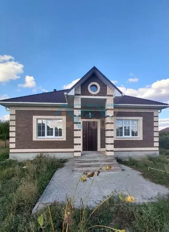 Дом в Белгородская область, Белгородский район, Дубовское с/пос, с. ... - Фото 1