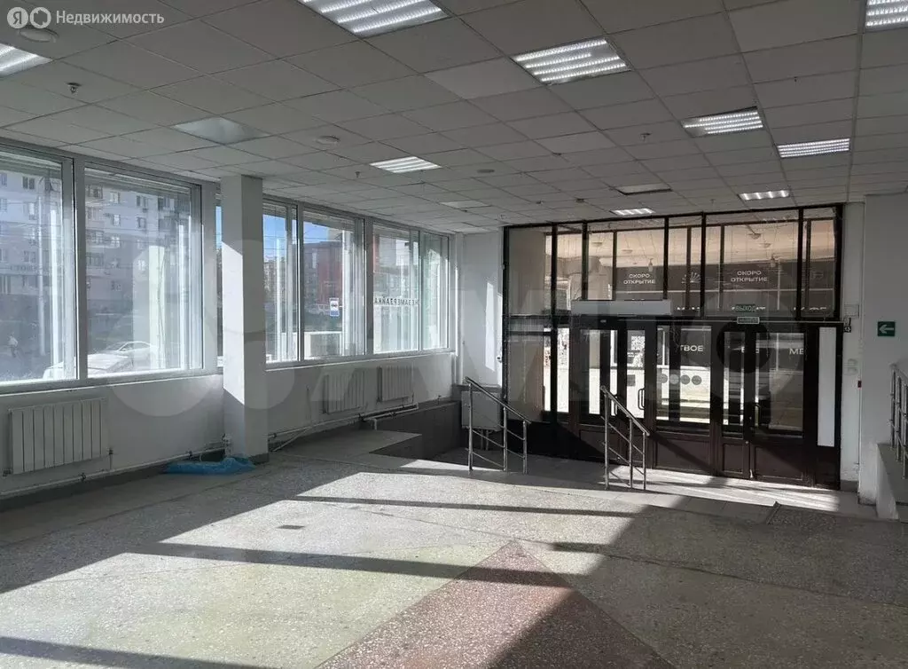 Помещение свободного назначения (968 м) - Фото 1