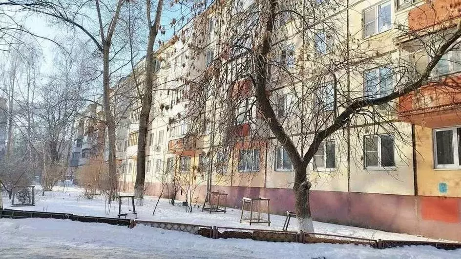 2-комнатная квартира: Тольятти, улица Победы, 43 (42.1 м) - Фото 1