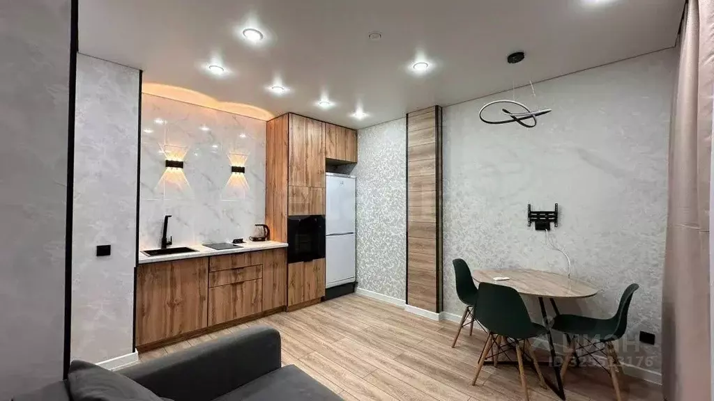 1-к кв. Тюменская область, Тюмень ул. Валентины Трофимовой, 6 (36.2 м) - Фото 1