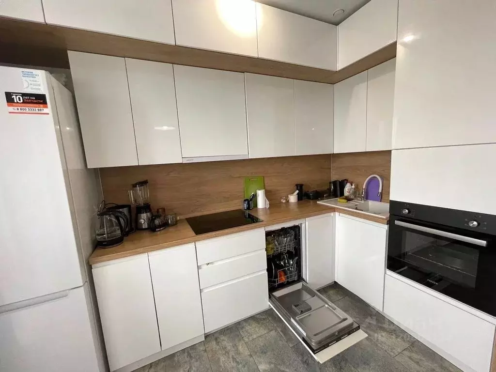1-к кв. Татарстан, Казань ул. Братьев Касимовых, 35 (37.0 м) - Фото 1
