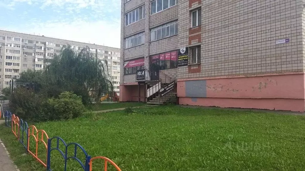 Помещение свободного назначения в Удмуртия, Ижевск ул. Баранова, 61 ... - Фото 1